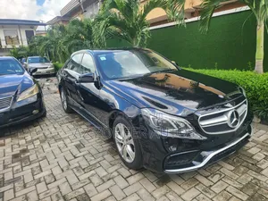 Mercedes-Benz E350 2011 Black
