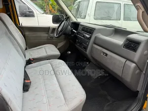 Volkswagen Transporter 2001 Grey