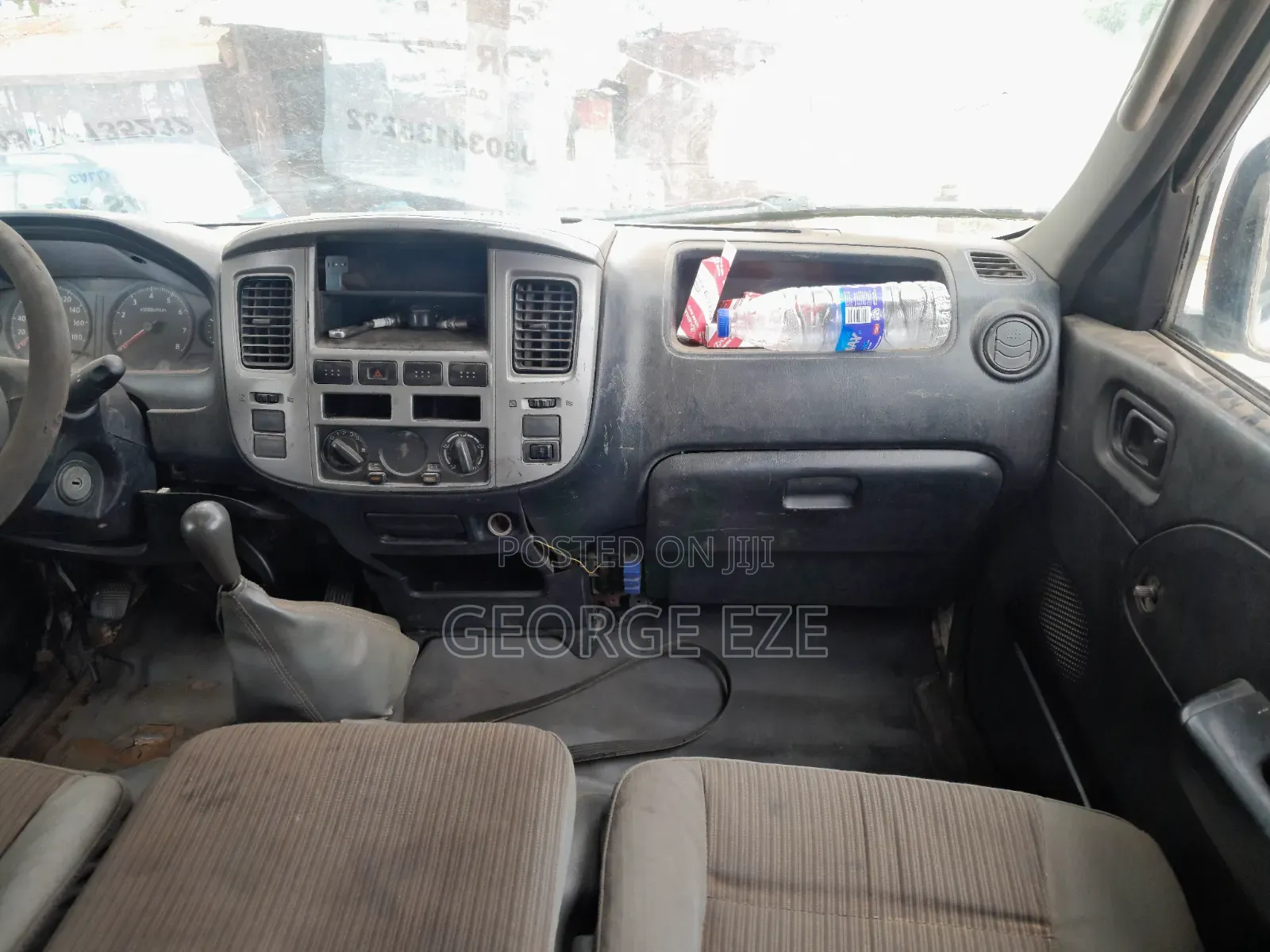 Nissan Caravan (Urvan) 2008 White