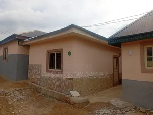 3bdrm House in Ushafa for sale