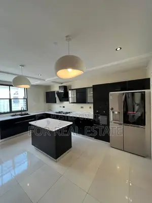 3bdrm Penthouse in Richmond Pearl, Lekki Phase 1 for sale