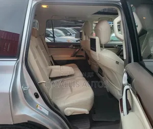 Lexus GX 2013 Silver