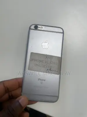 Apple iPhone 6s 32 GB Silver