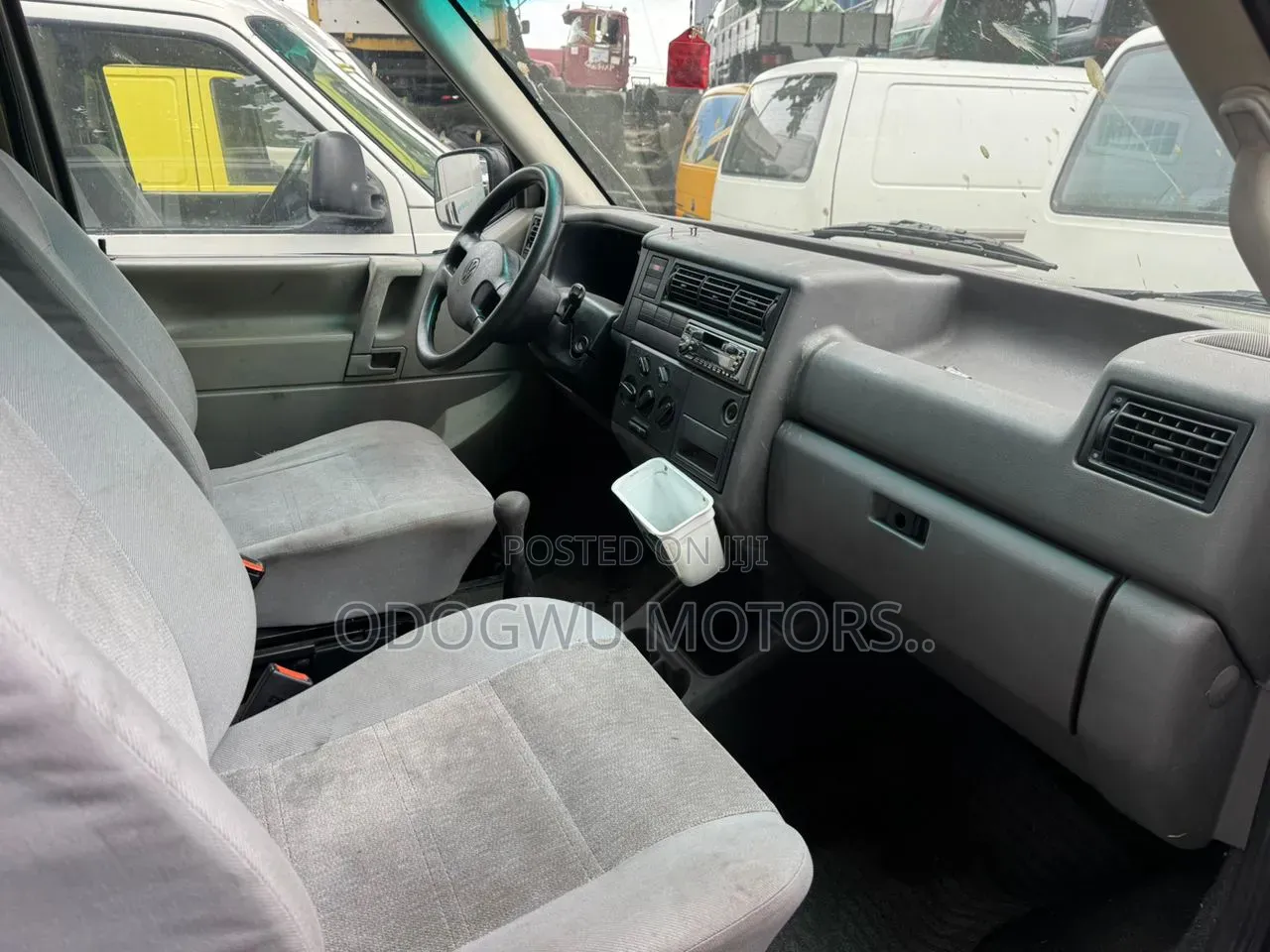 Volkswagen Transporter 2001 Grey