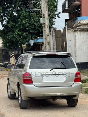 Toyota Highlander 2004 Silver