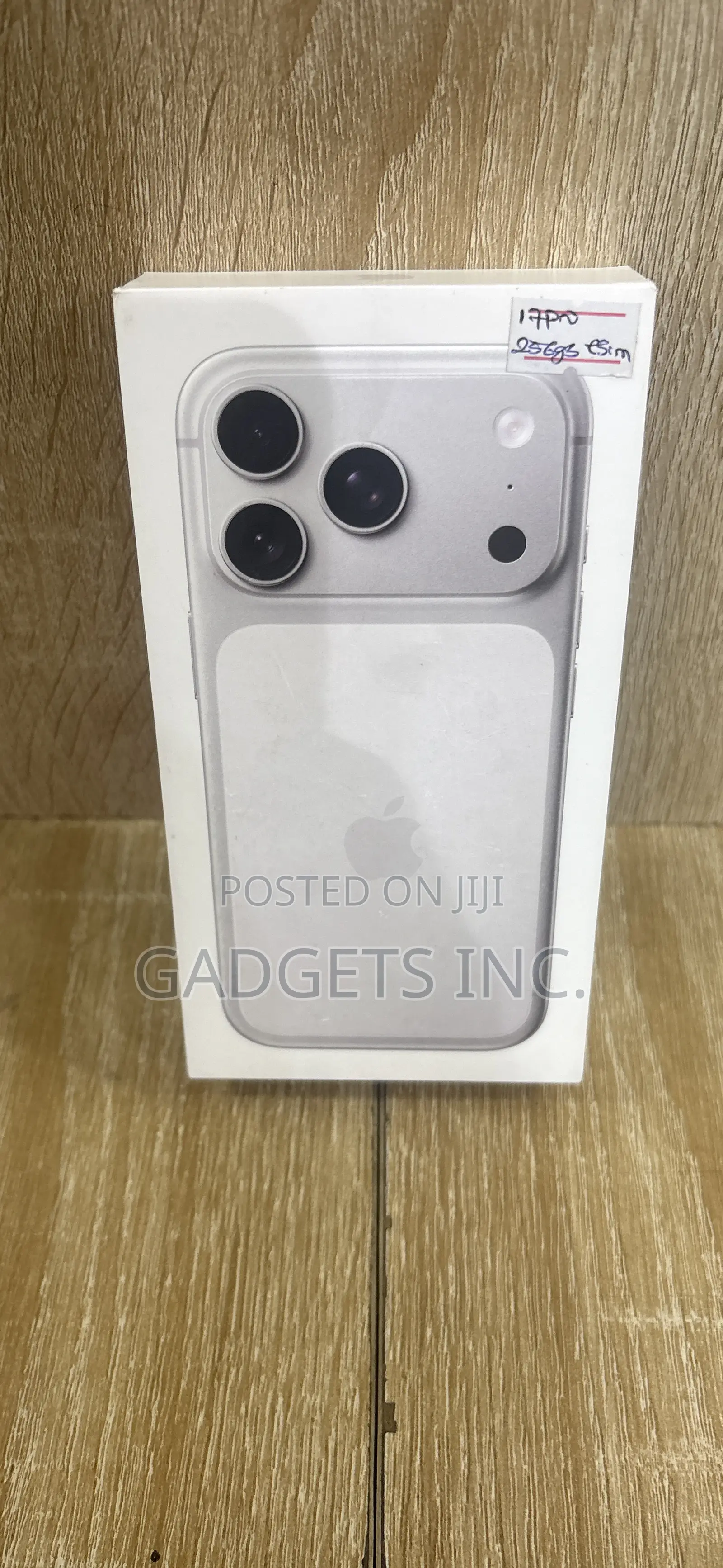 New Apple iPhone 17 Pro 256 GB Silver