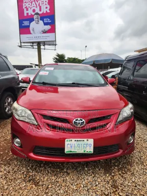 Toyota Corolla S 4dr Sedan (1.8L 4cyl 4A) 2013 Red