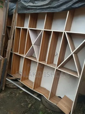 While Shelf