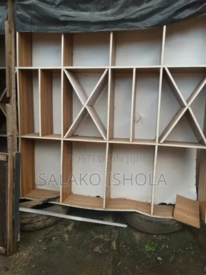 While Shelf