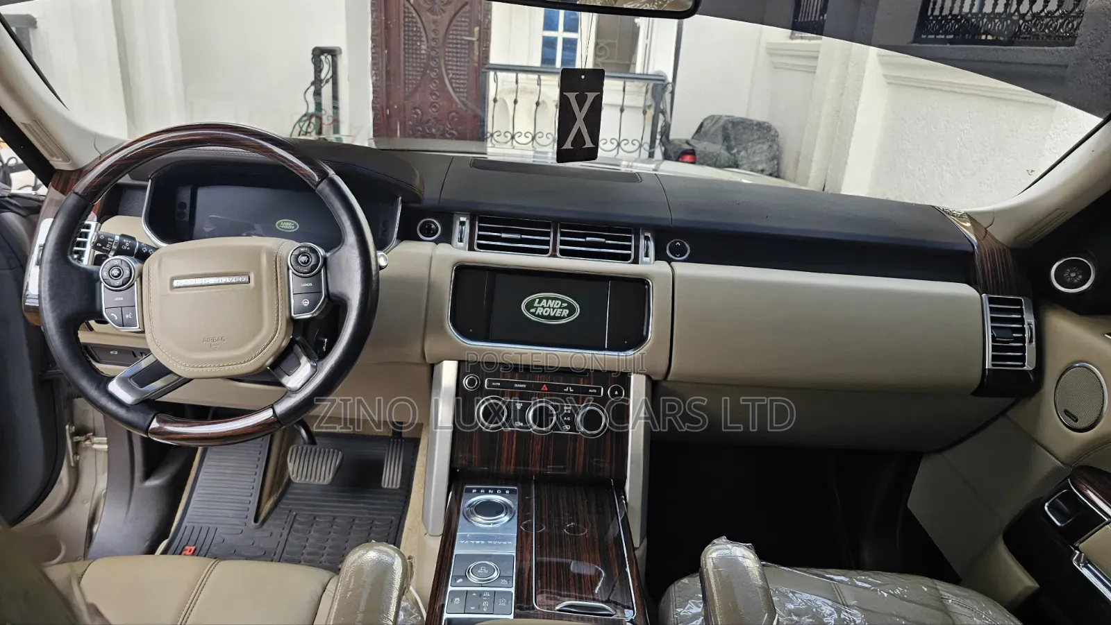Land Rover Range Rover Vogue 2015 Silver