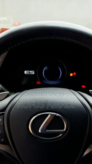 Lexus ES 2020 White