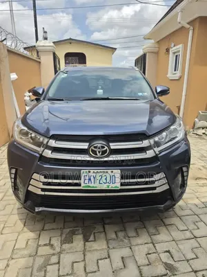 Toyota Highlander 2015 Blue
