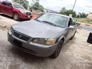 Toyota Camry 1999 Gray