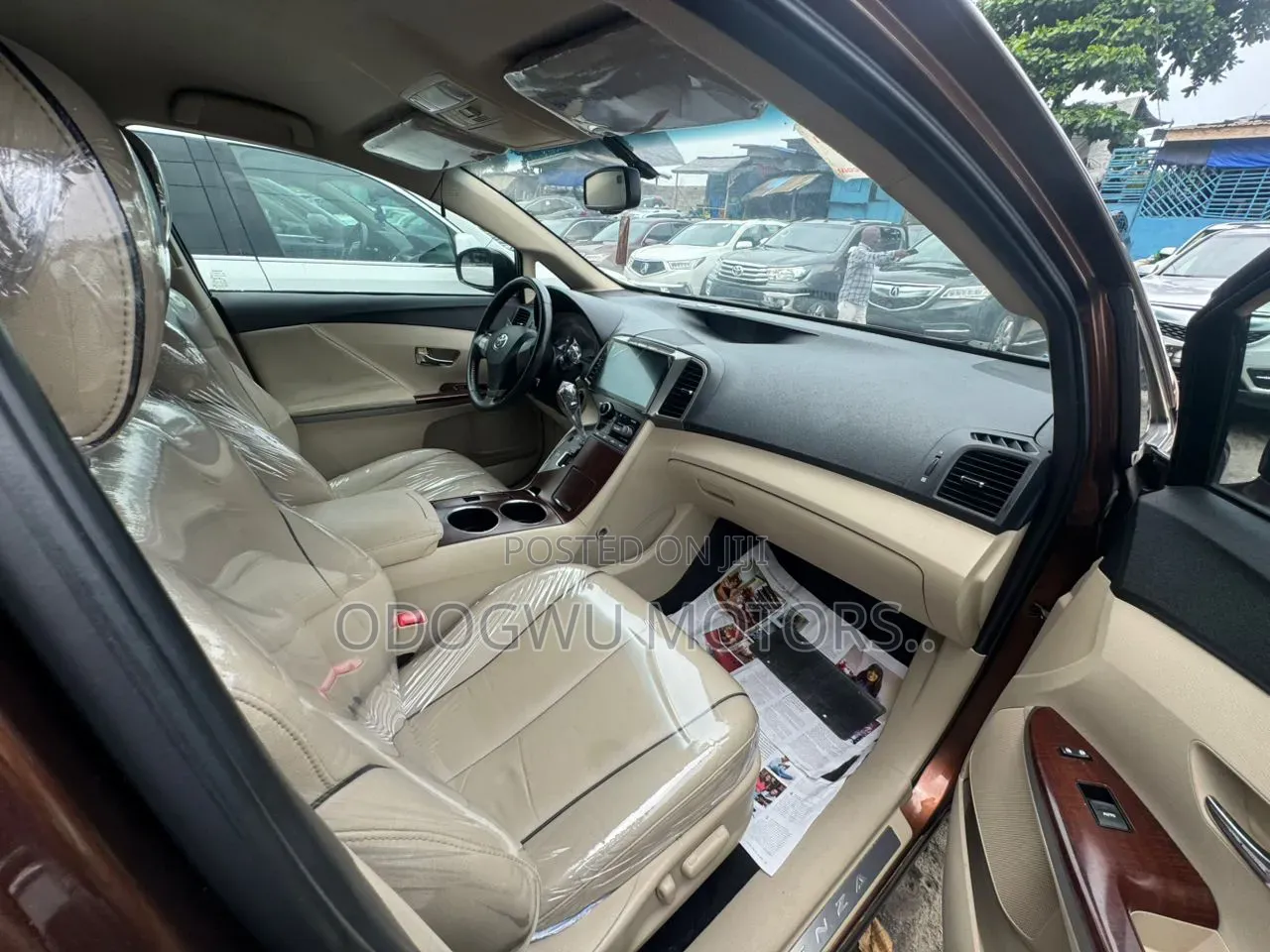 Toyota Venza 2011 Brown
