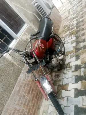 Bajaj Boxer 2023 Red