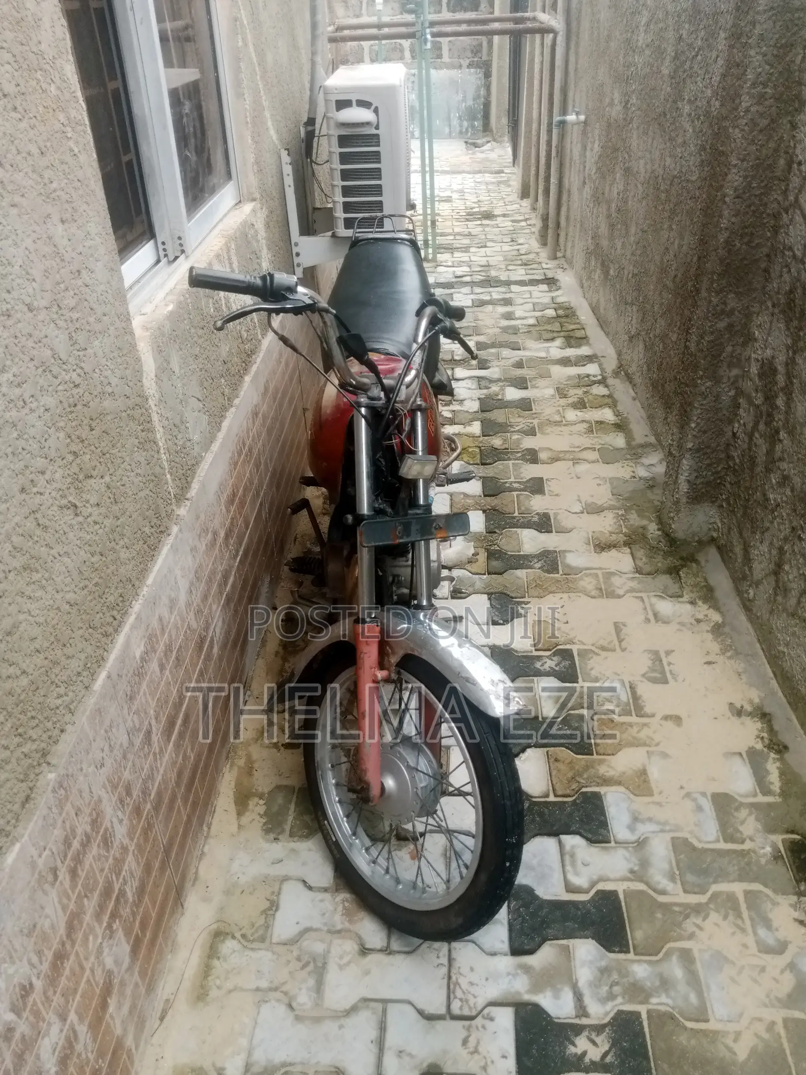 Bajaj Boxer 2023 Red