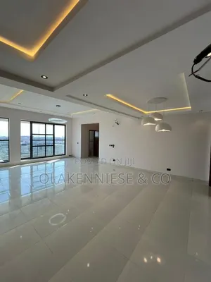 2bdrm Block of Flats in Lekki Ph1 for sale