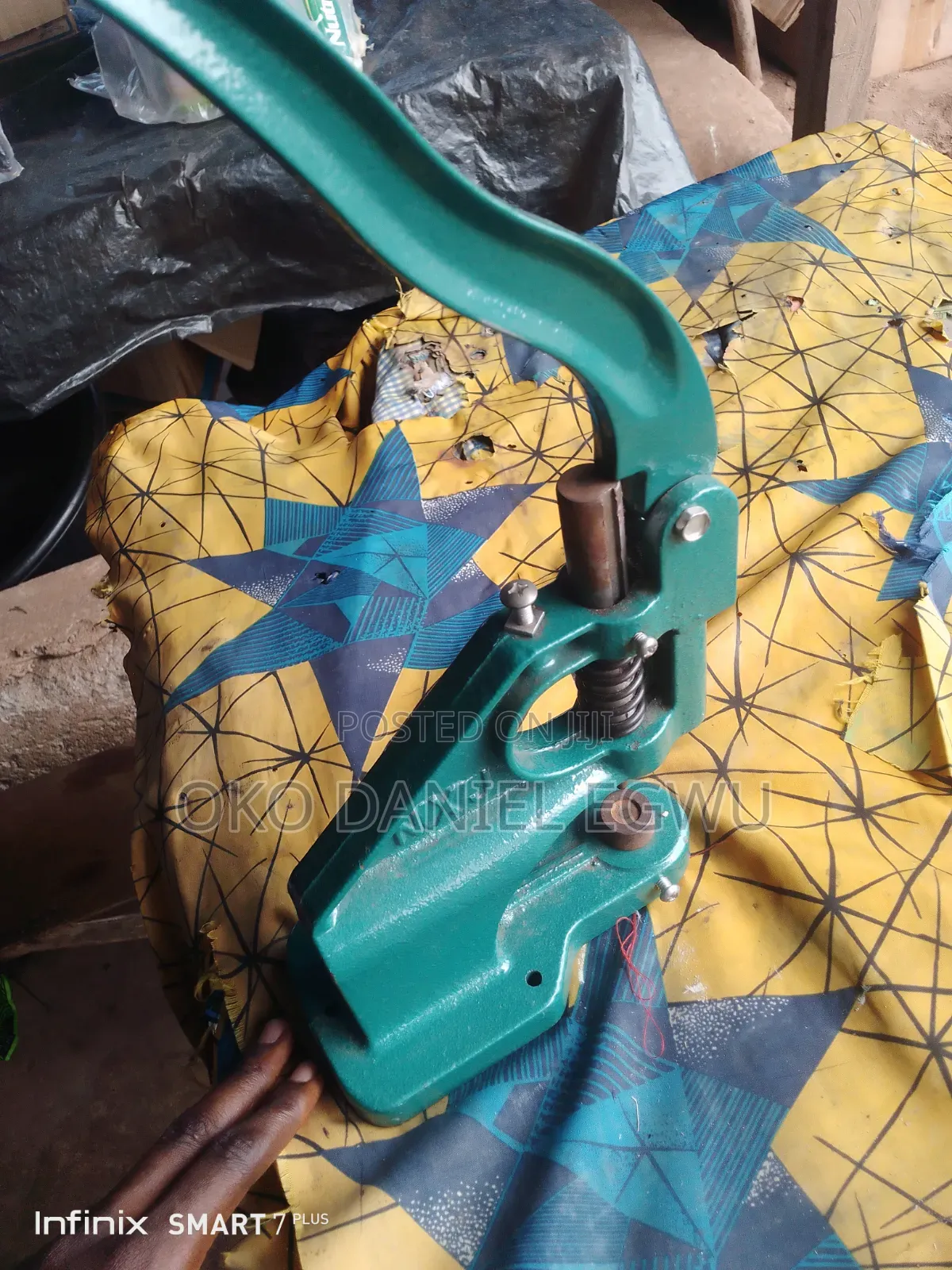 Fixing Button Machine (Manual)