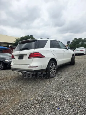 Mercedes-Benz GLE-Class 2016 White