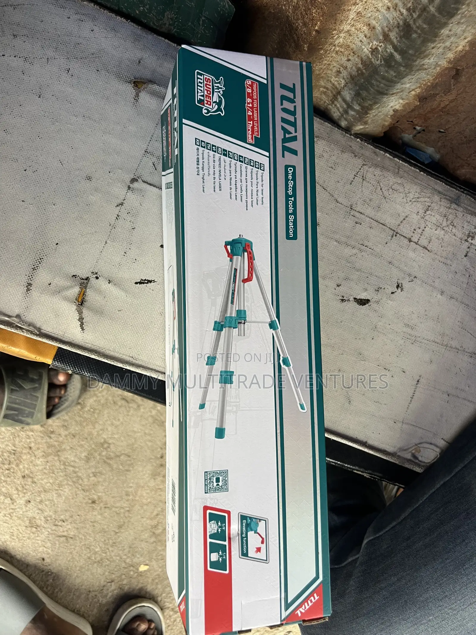 Total Tllt01152 Tripod