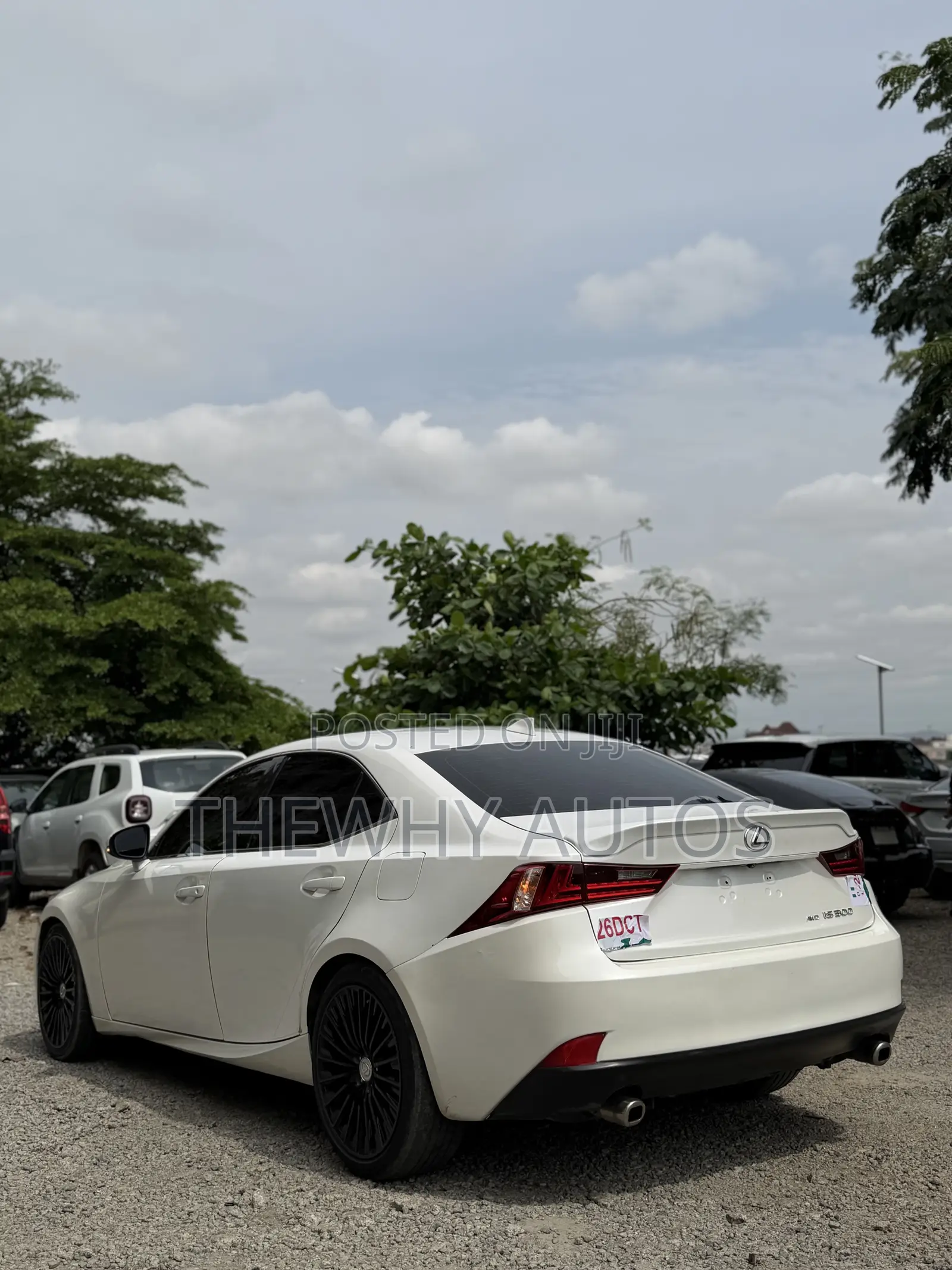 Lexus IS 300 AWD 2017 White