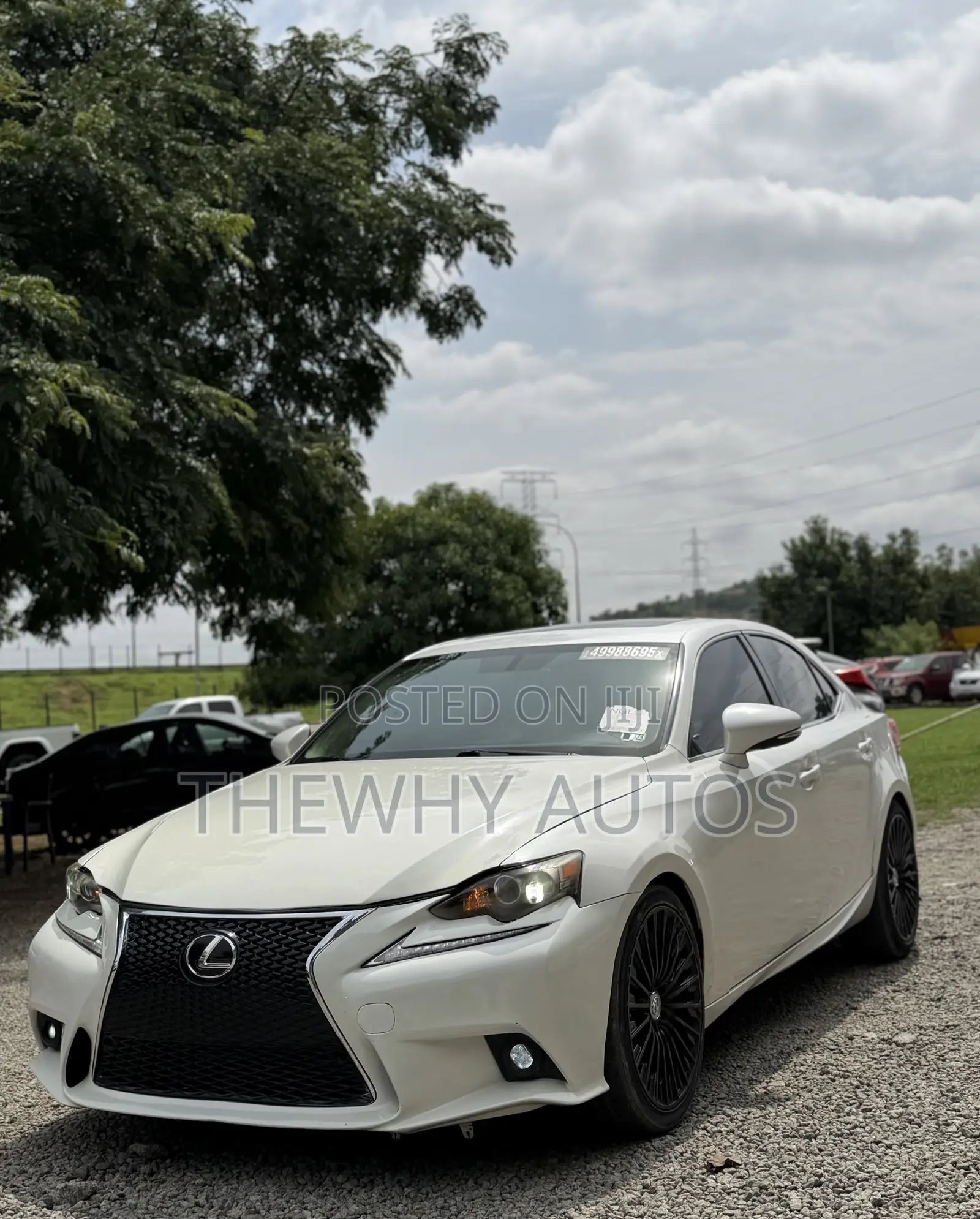 Lexus IS 300 AWD 2017 White