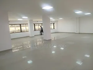 An Open Space on About 163 180sqm at 2nd 5th Floor