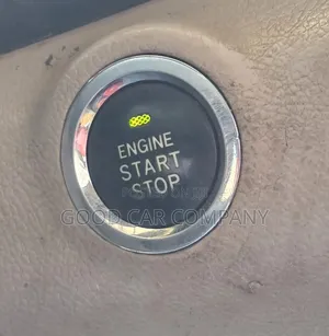 Toyota Camry XLE V6 4dr Sedan (3.5L 6cyl 6AM) 2007 Gold