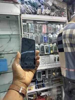 Apple iPhone 17e 256 GB White