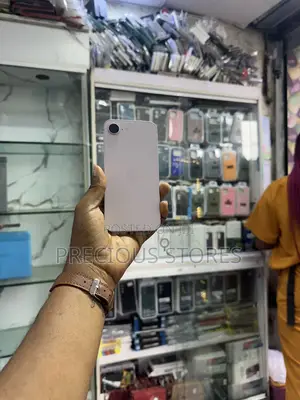 Apple iPhone 17e 256 GB White