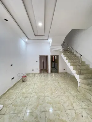 3bdrm Duplex in Vgc, Harris Drive for rent