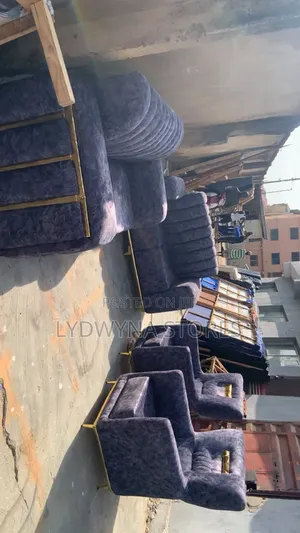 Top Notch High Quality Standard Handmade Sofa