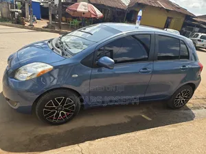 Toyota Yaris 2009 Blue