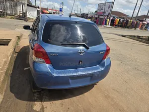 Toyota Yaris 2009 Blue
