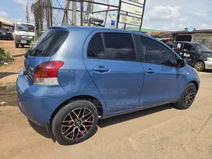 Toyota Yaris 2009 Blue