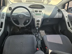 Toyota Yaris 2009 Blue