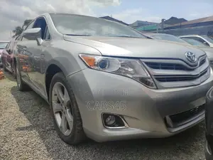 Toyota Venza 2015 Silver