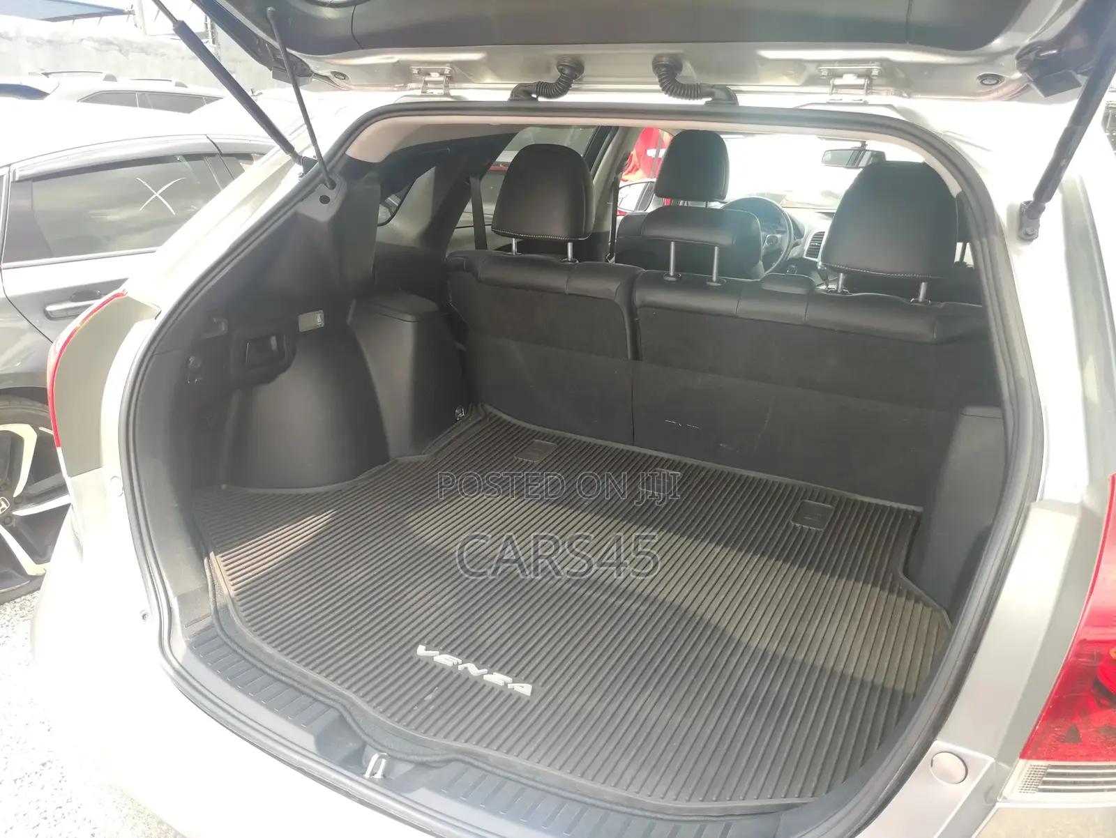 Toyota Venza 2015 Silver