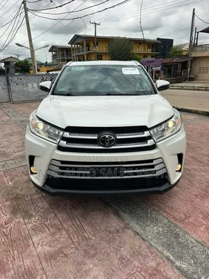 Toyota Highlander 2019 White