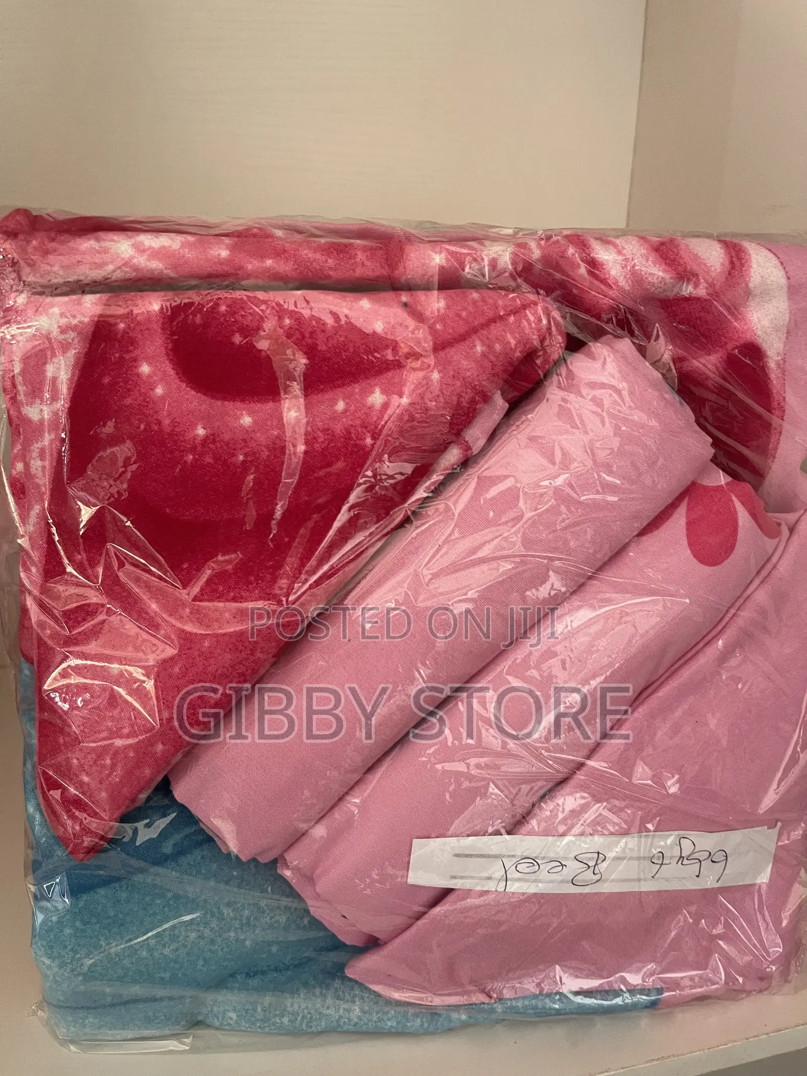 Bedsheet With Pillowcases