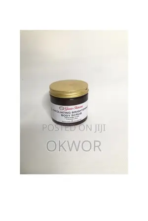 Exfoliating Brightening Body Scrub
