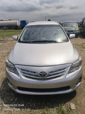 Toyota Corolla L 4dr Sedan (1.8L 4cyl 5M) 2012 Silver