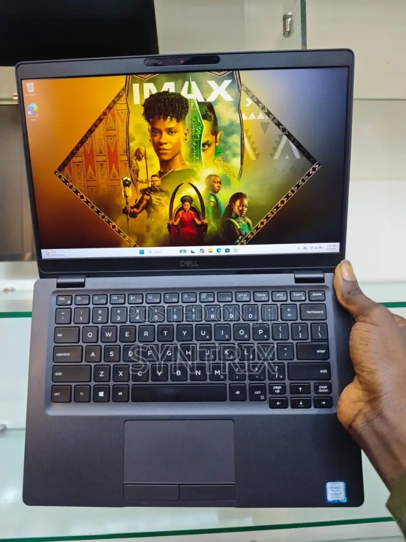 Laptop Dell Latitude 5300 16GB Intel Core i7 SSD 256GB