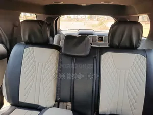 Ford Explorer 2011 Silver