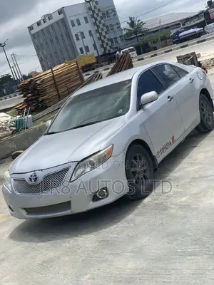 Toyota Camry LE 4dr Sedan (2.4L 4cyl 5A) 2008 Silver
