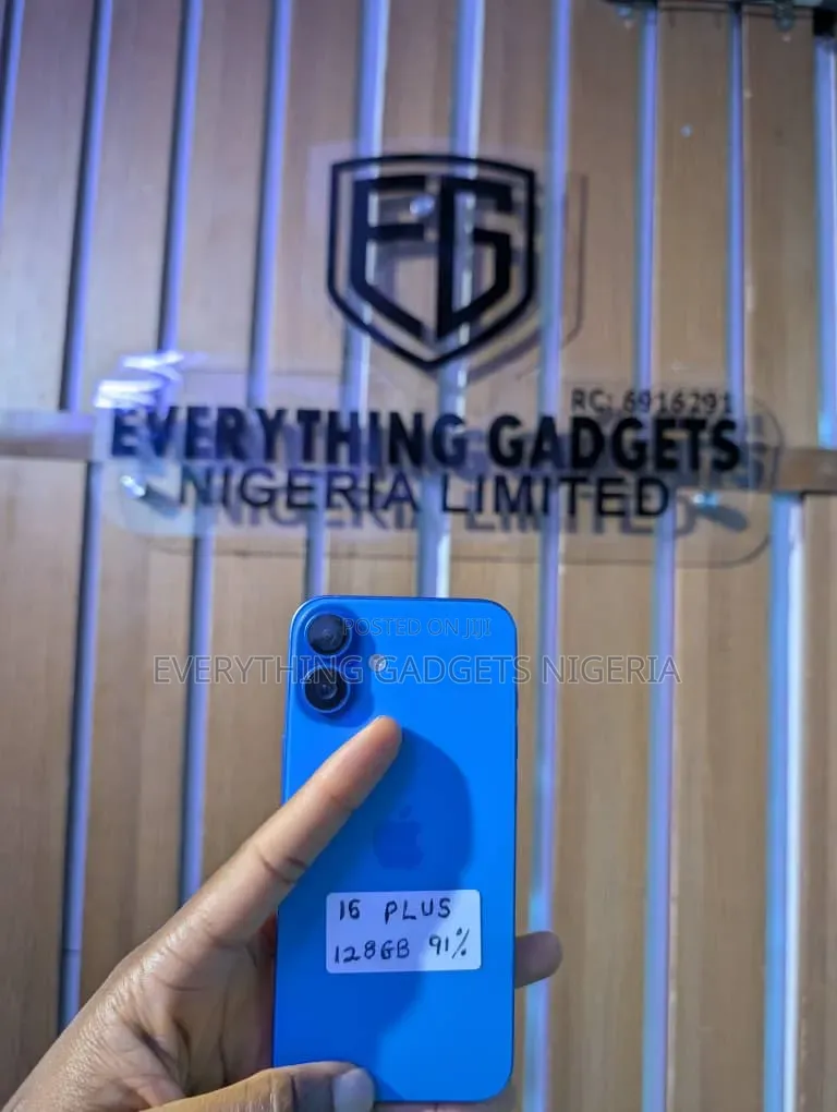 Apple iPhone 16 Plus 128 GB Blue