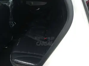 Mercedes-Benz GLC-Class 2019 White