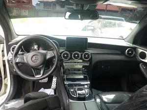 Mercedes-Benz GLC-Class 2019 White