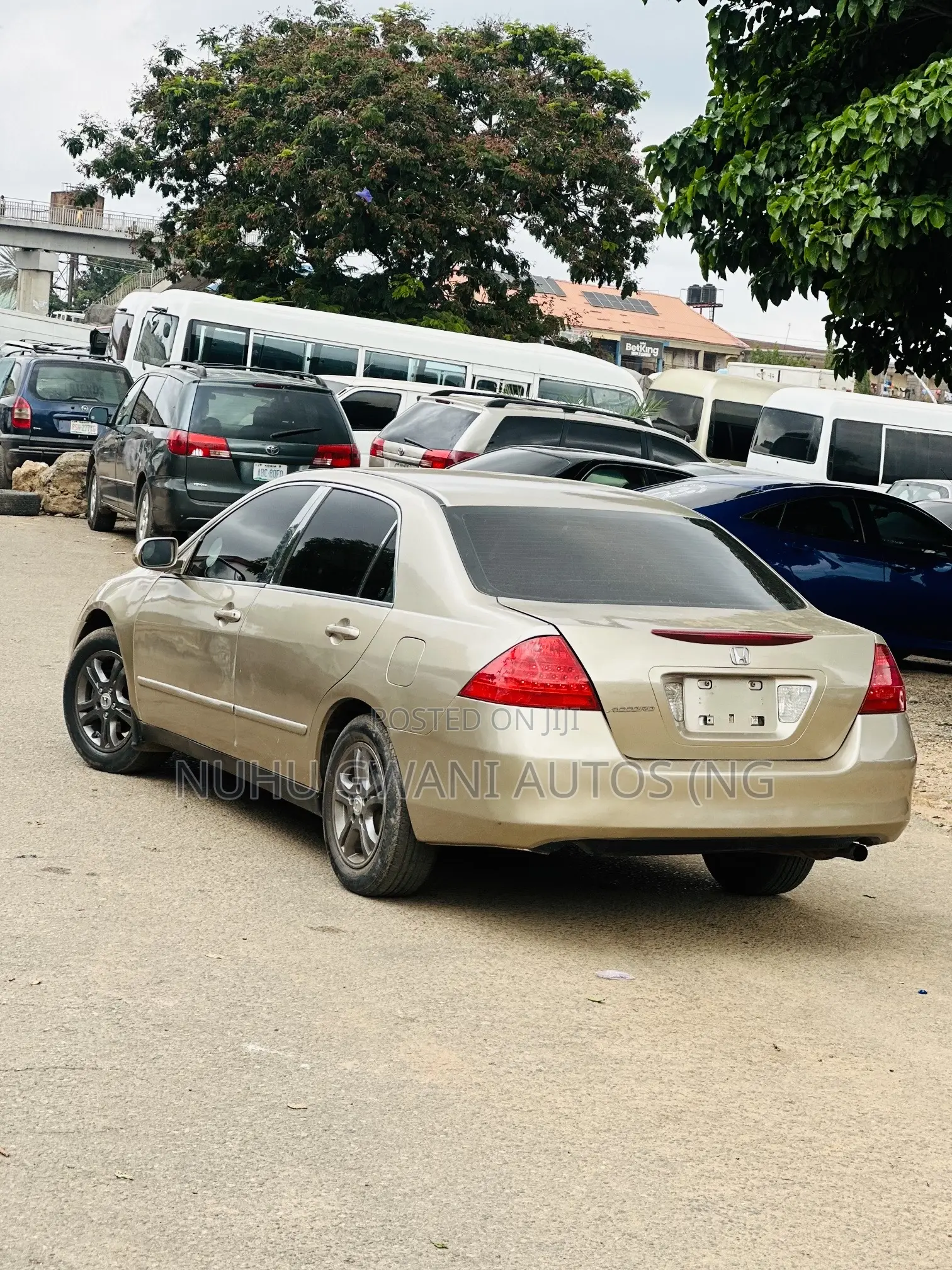 Honda Accord 2007 Gold