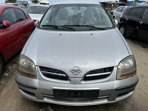 Nissan Almera Tino 2005 Silver